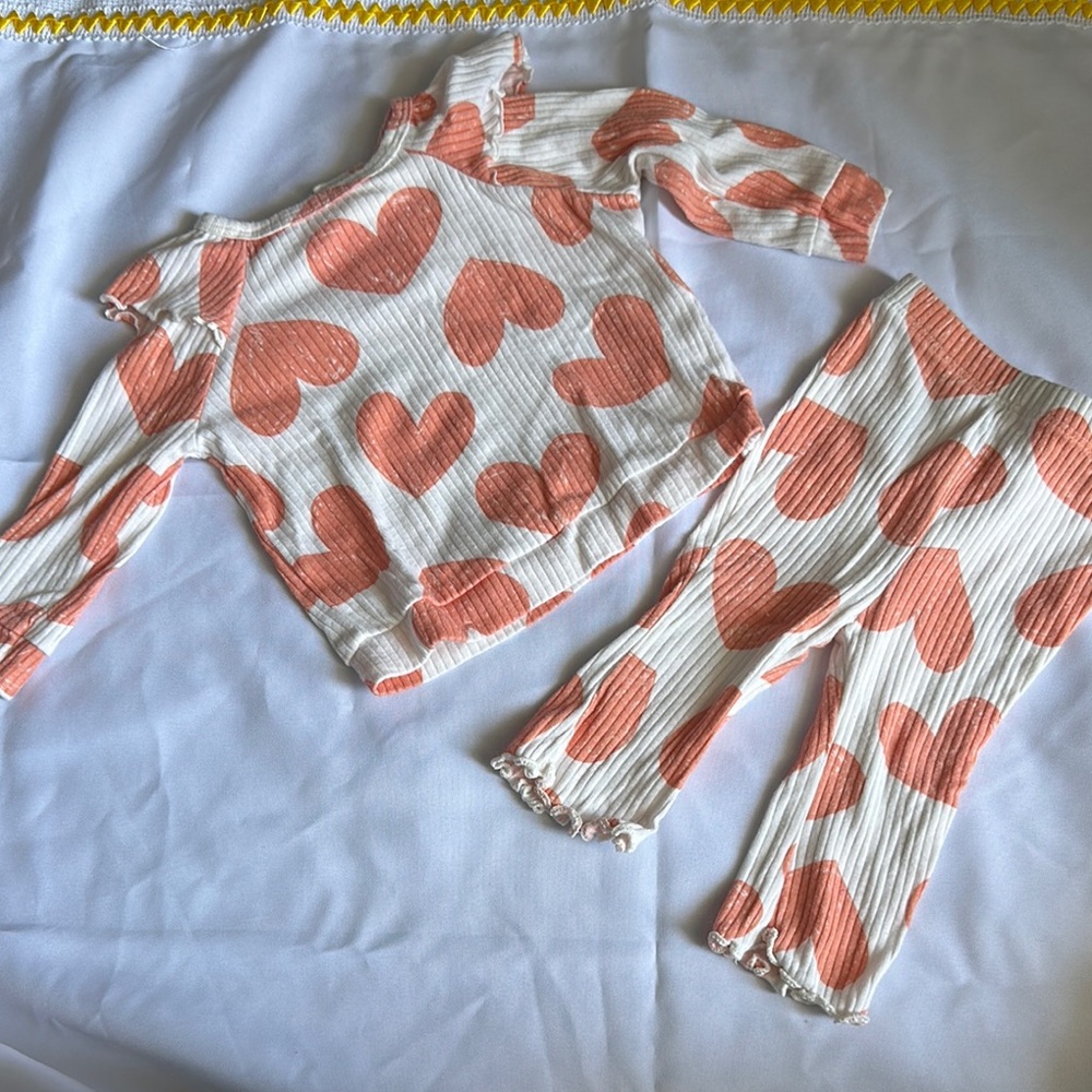 Cat & Jack Orange and White Heart Pajama Set